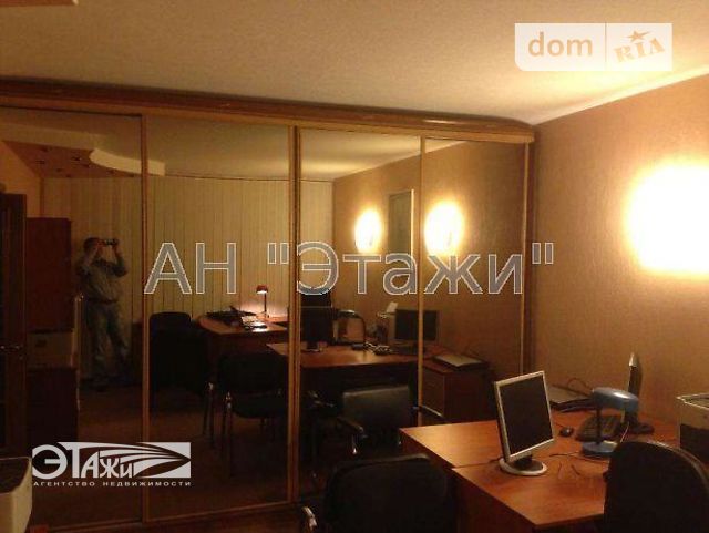 Продажа квартиры, 2 ком., Киев, р‑н. Печерский, Ризницкого ул., 8 Продажа квартиры, 2 ком., Киев, р‑н. Печерский, Ризницкого ул., 8