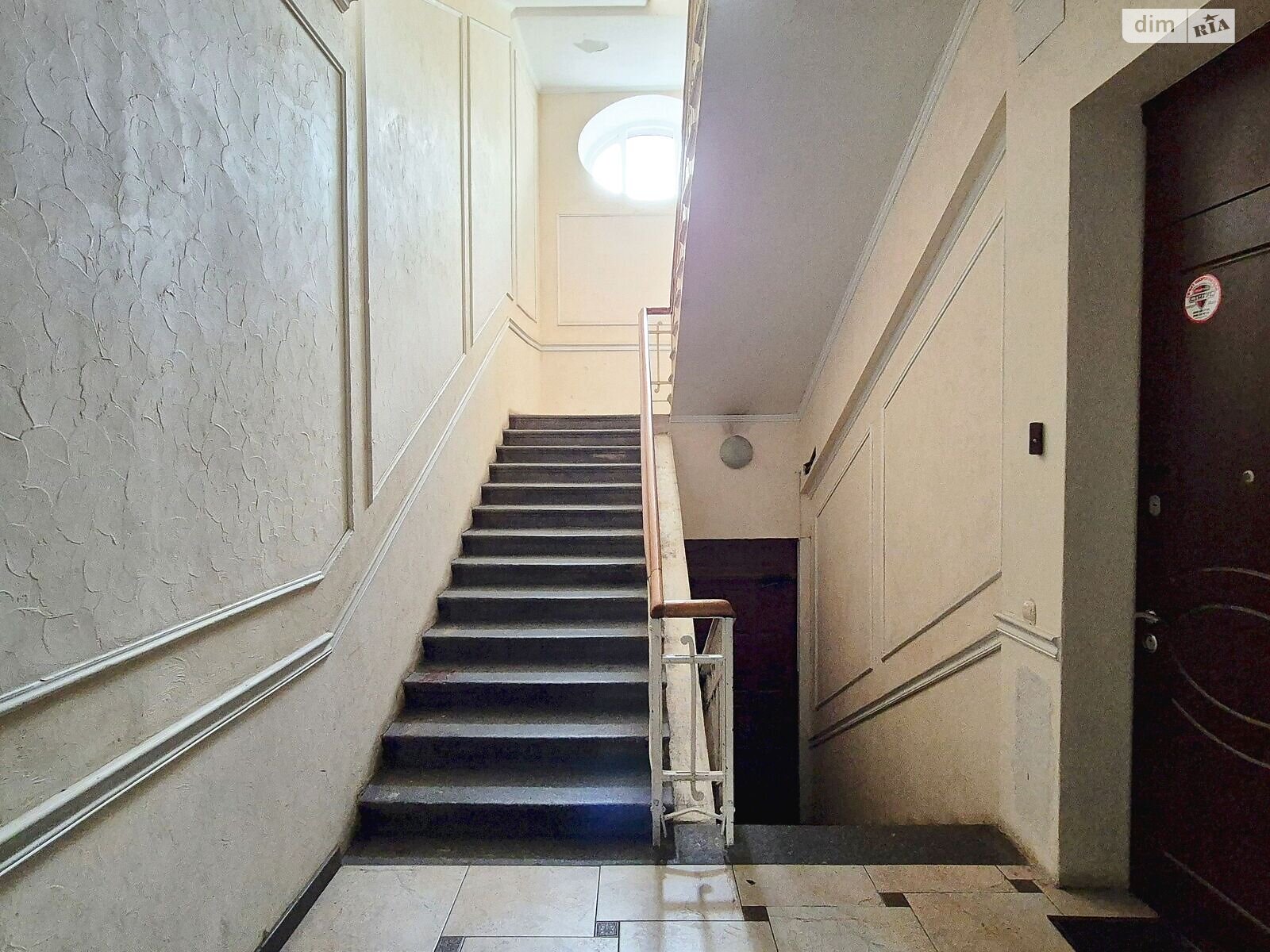 Продажа однокомнатной квартиры в Киеве, на ул. Рогнединская 3, район Печерский фото 1 Продажа однокомнатной квартиры в Киеве, на ул. Рогнединская 3, район Печерский фото 1