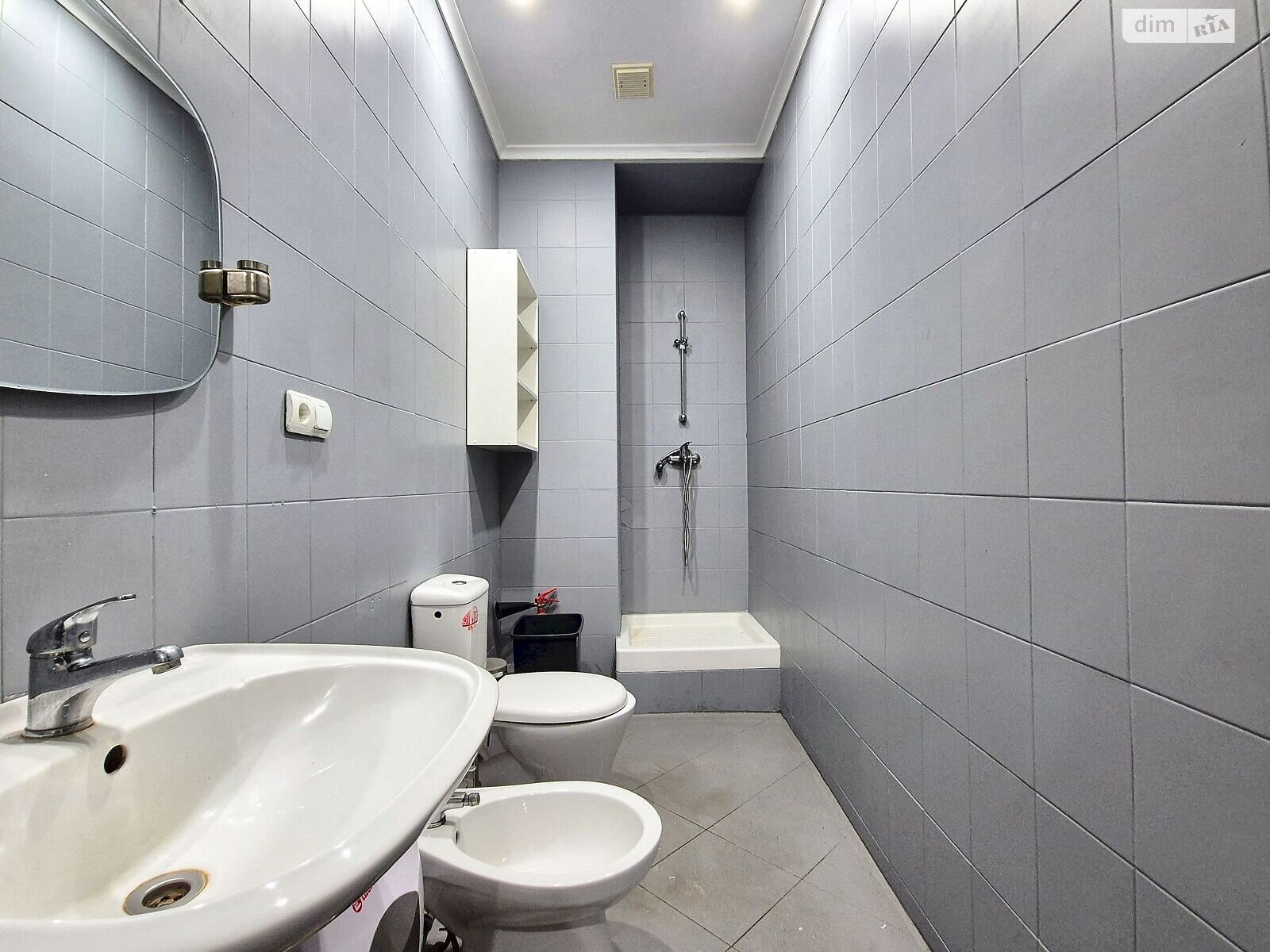 Продажа однокомнатной квартиры в Киеве, на ул. Рогнединская 3, район Печерский фото 1 Продажа однокомнатной квартиры в Киеве, на ул. Рогнединская 3, район Печерский фото 1