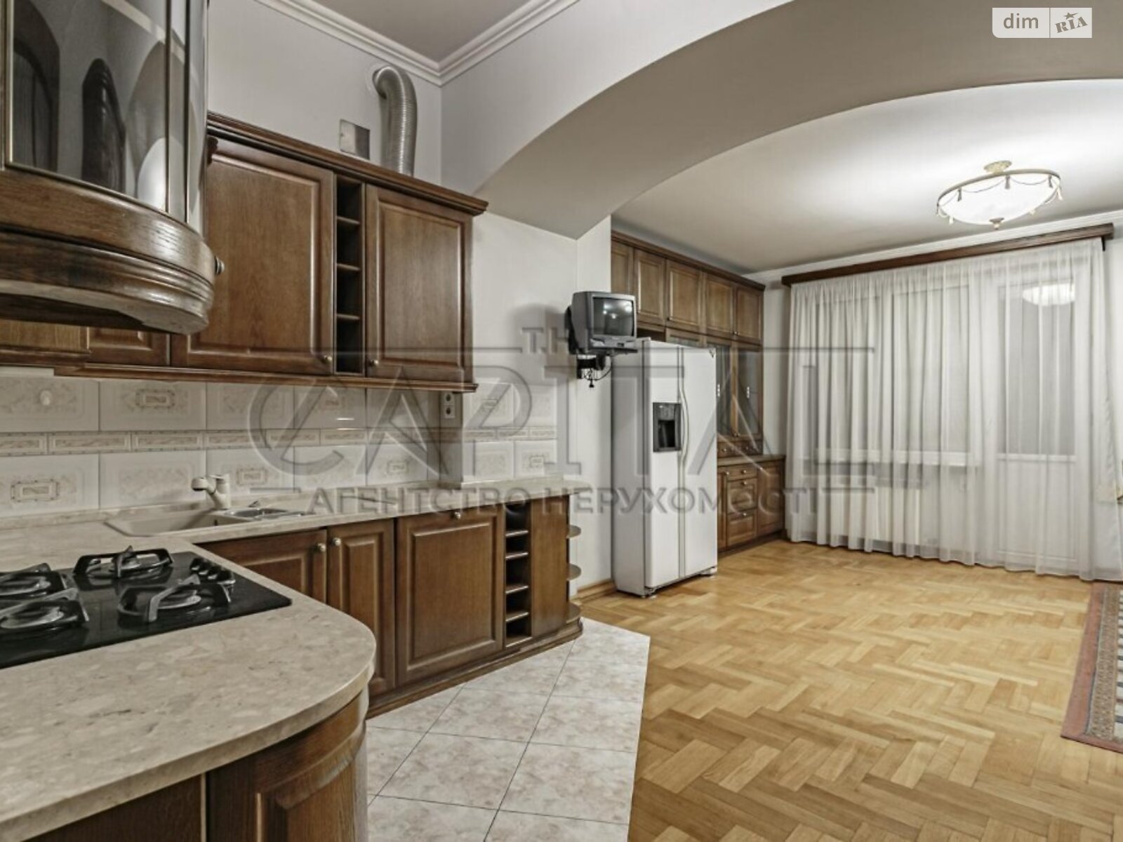 Продажа трехкомнатной квартиры в Киеве, на ул. Саксаганского, район Печерский фото 1 Продажа трехкомнатной квартиры в Киеве, на ул. Саксаганского, район Печерский фото 1
