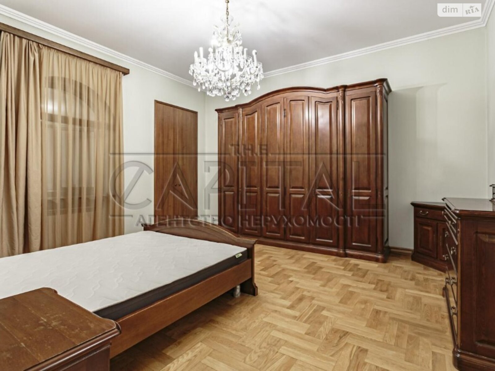 Продажа трехкомнатной квартиры в Киеве, на ул. Саксаганского, район Печерский фото 1 Продажа трехкомнатной квартиры в Киеве, на ул. Саксаганского, район Печерский фото 1