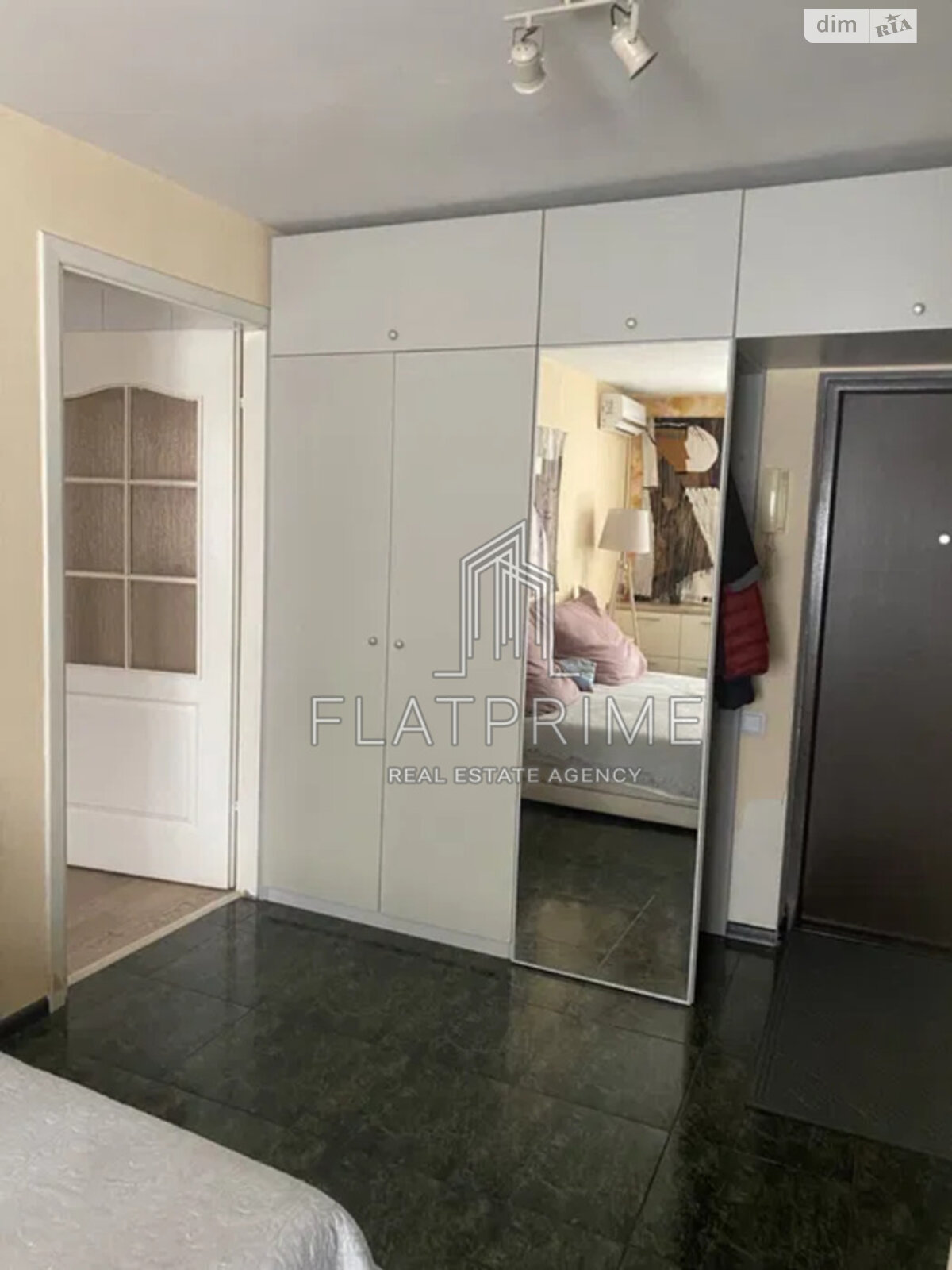 Продажа двухкомнатной квартиры в Киеве, на ул. Саперное Поле 26, район Печерский фото 1 Продажа двухкомнатной квартиры в Киеве, на ул. Саперное Поле 26, район Печерский фото 1