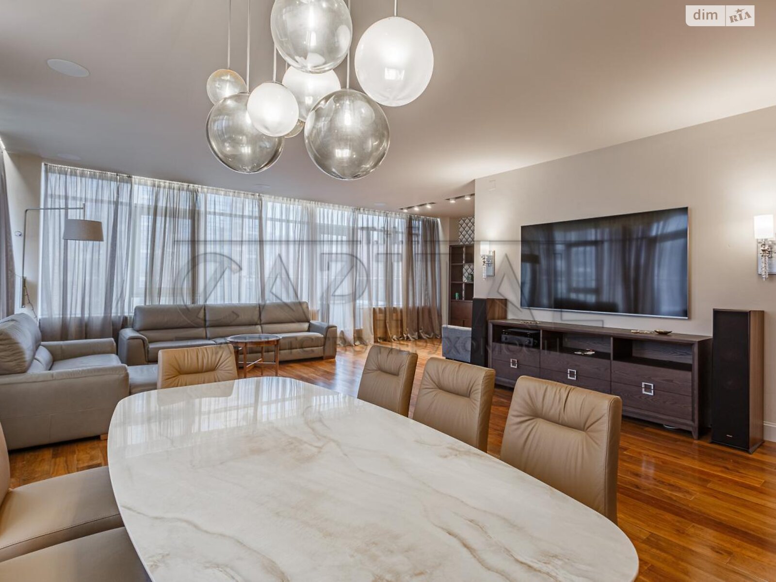 Продажа трехкомнатной квартиры в Киеве, на ул. Саперное Поле 3, район Печерский фото 1 Продажа трехкомнатной квартиры в Киеве, на ул. Саперное Поле 3, район Печерский фото 1