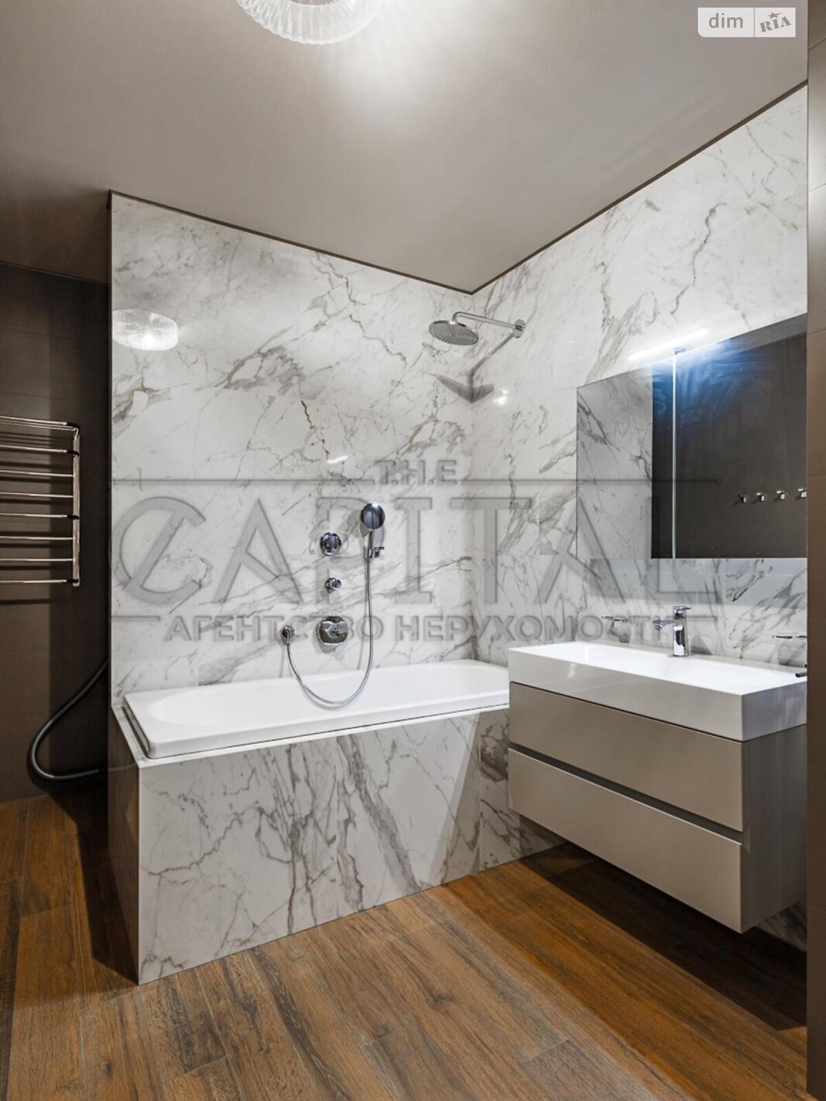 Продажа трехкомнатной квартиры в Киеве, на ул. Саперное Поле 3, район Печерский фото 1 Продажа трехкомнатной квартиры в Киеве, на ул. Саперное Поле 3, район Печерский фото 1