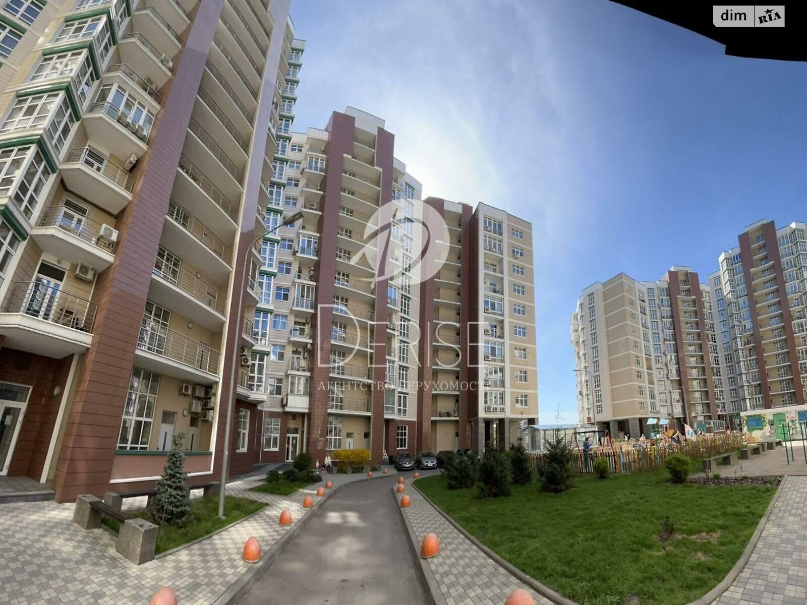 Продажа двухкомнатной квартиры в Киеве, на ул. Саперное Поле 12, район Печерский фото 1 Продажа двухкомнатной квартиры в Киеве, на ул. Саперное Поле 12, район Печерский фото 1