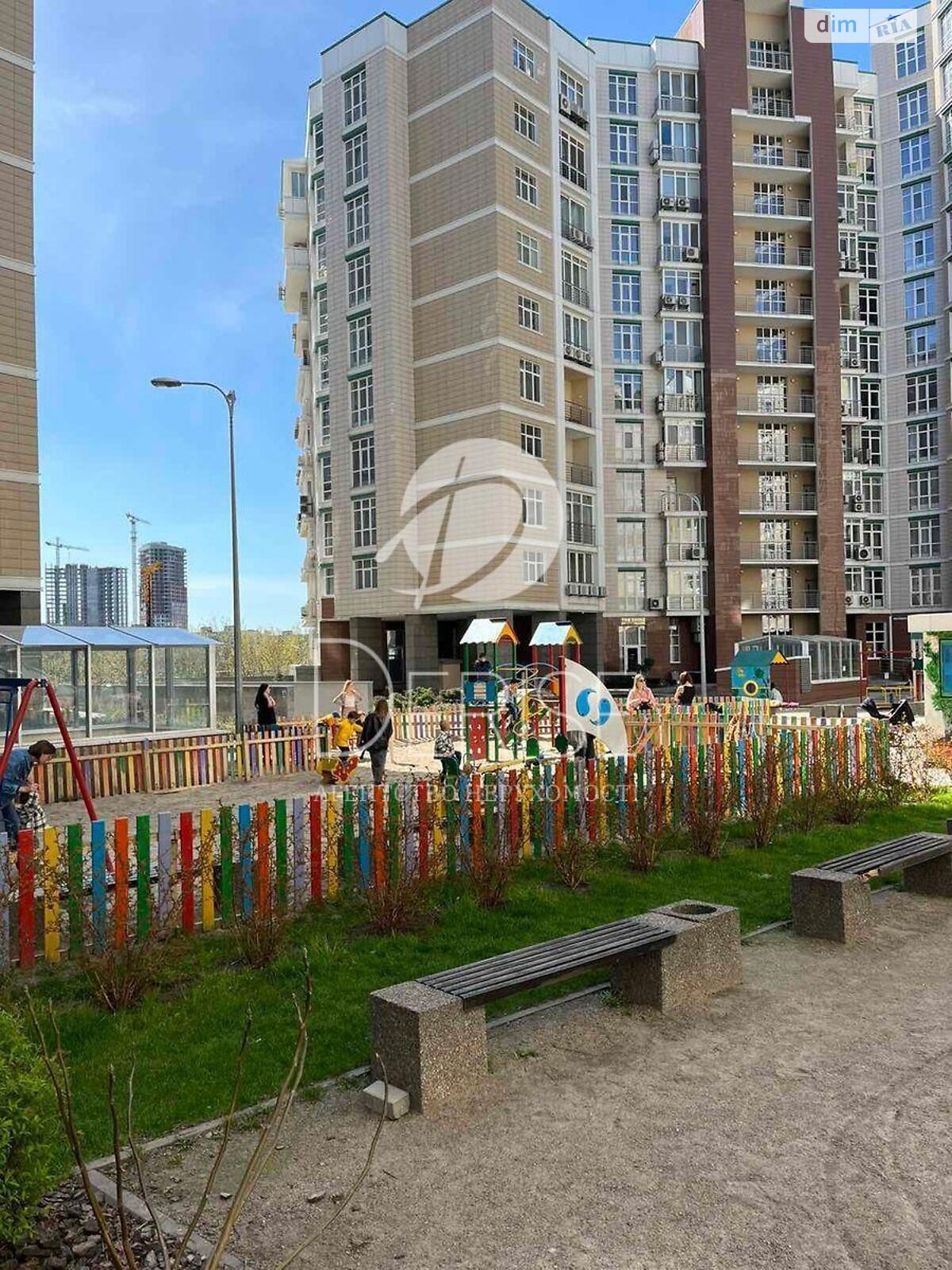 Продажа двухкомнатной квартиры в Киеве, на ул. Саперное Поле 12, район Печерский фото 1 Продажа двухкомнатной квартиры в Киеве, на ул. Саперное Поле 12, район Печерский фото 1