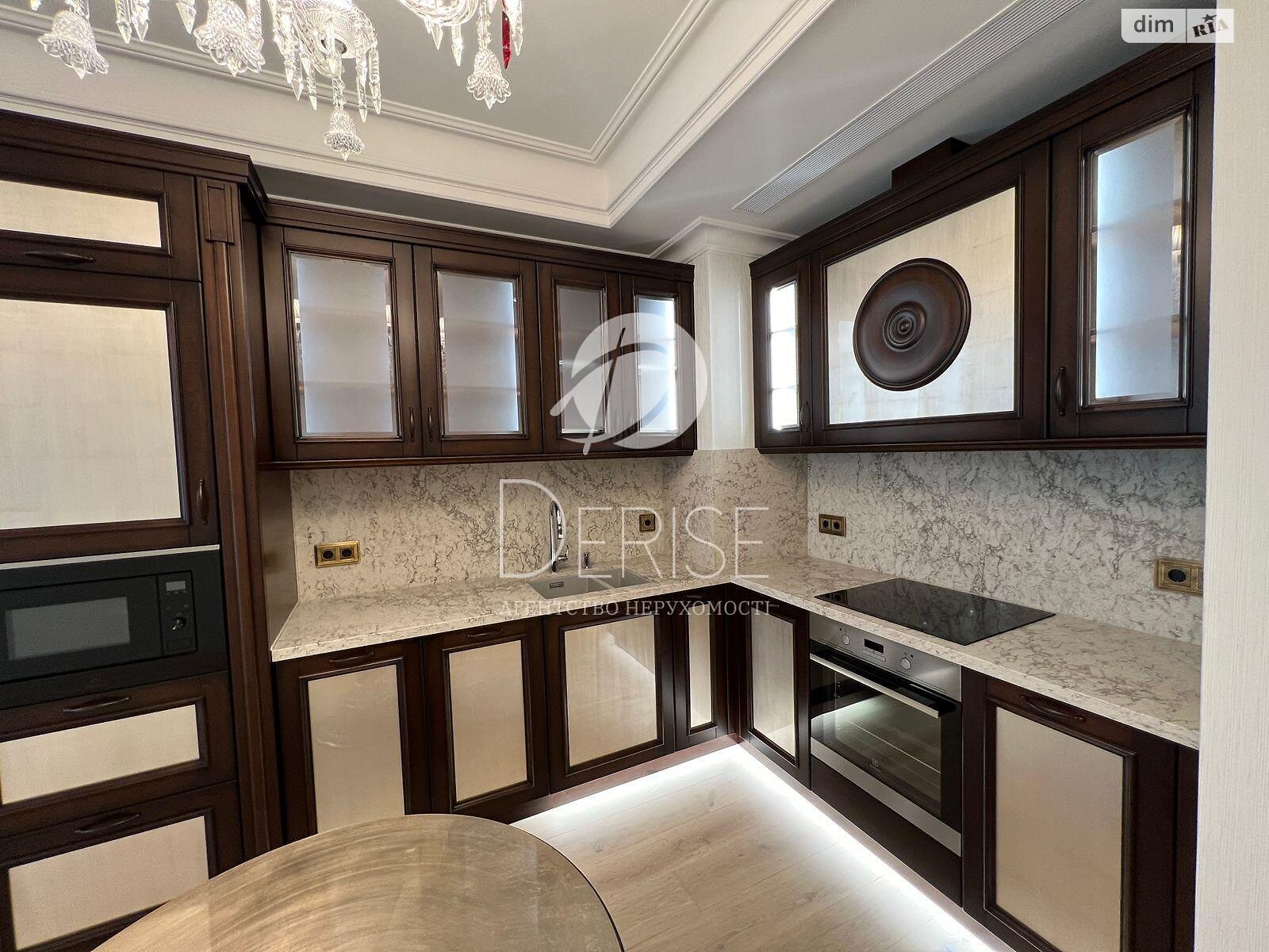 Продажа двухкомнатной квартиры в Киеве, на ул. Саперное Поле 3, район Печерский фото 1 Продажа двухкомнатной квартиры в Киеве, на ул. Саперное Поле 3, район Печерский фото 1
