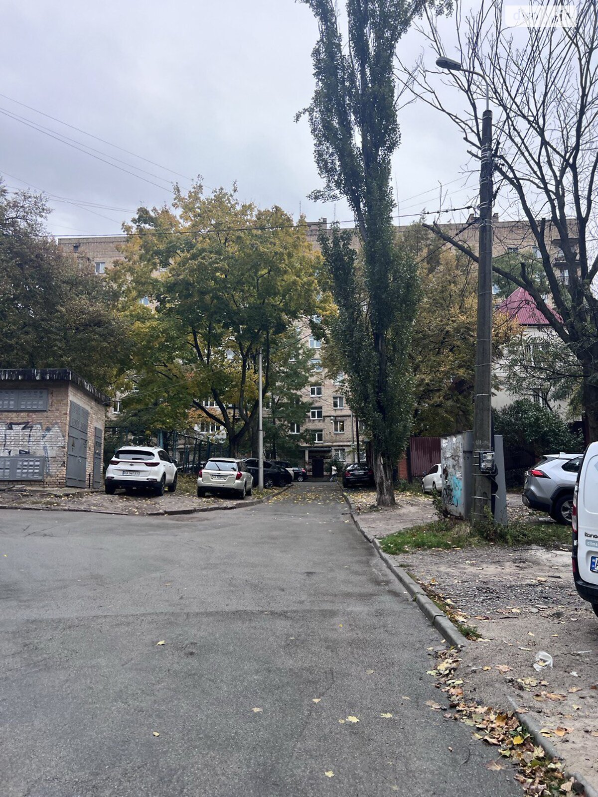 Продажа однокомнатной квартиры в Киеве, на ул. Саперное Поле 26, район Печерский фото 1 Продажа однокомнатной квартиры в Киеве, на ул. Саперное Поле 26, район Печерский фото 1