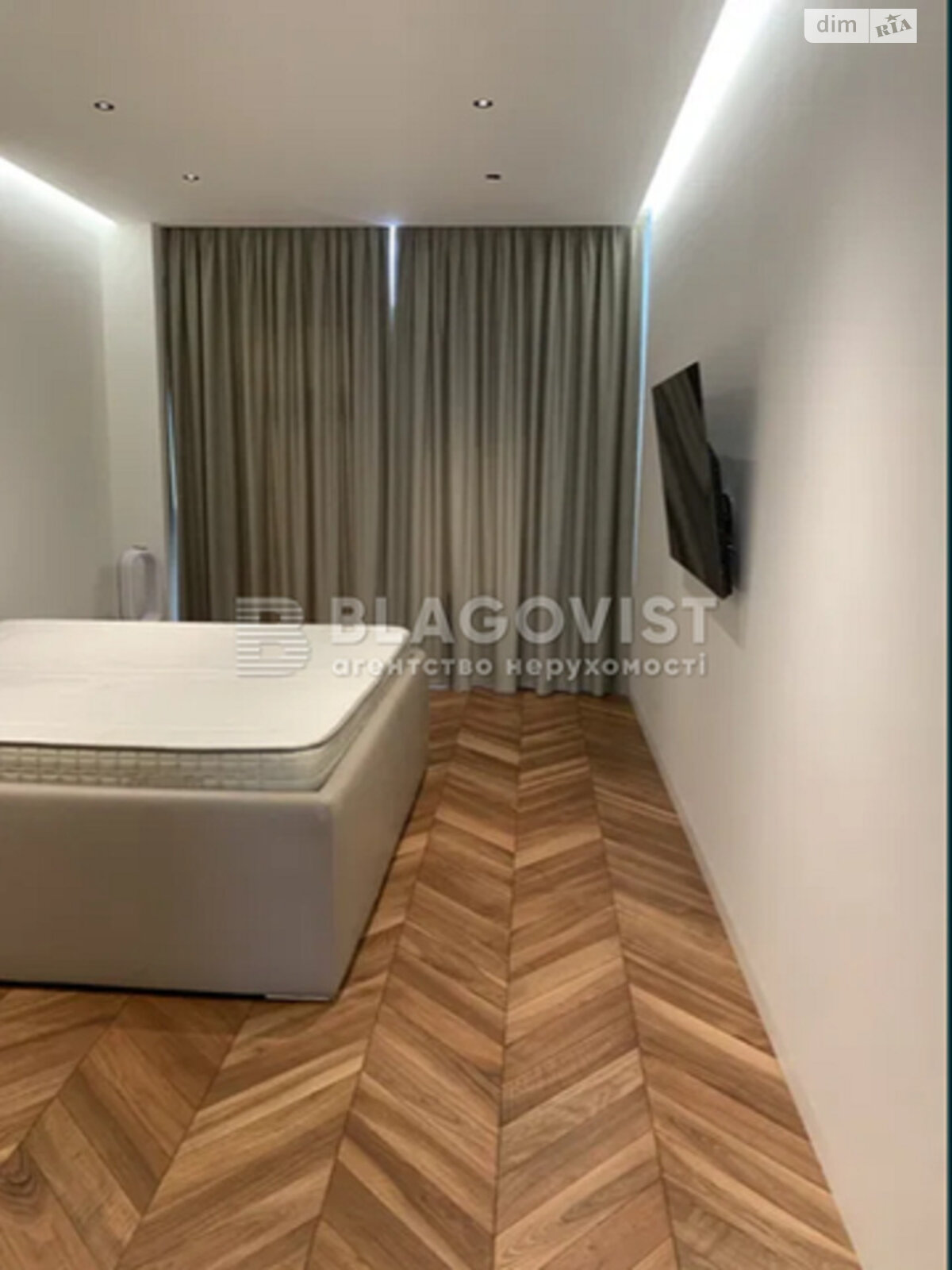 Продажа двухкомнатной квартиры в Киеве, на ул. Саперное Поле 5, район Печерский фото 1 Продажа двухкомнатной квартиры в Киеве, на ул. Саперное Поле 5, район Печерский фото 1