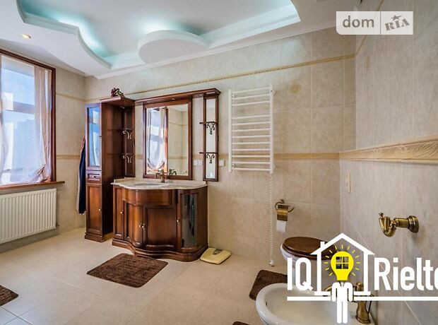 Продажа четырехкомнатной квартиры в Киеве, на ул. Коновальца Евгения 32б, район Печерский фото 1 Продажа четырехкомнатной квартиры в Киеве, на ул. Коновальца Евгения 32б, район Печерский фото 1