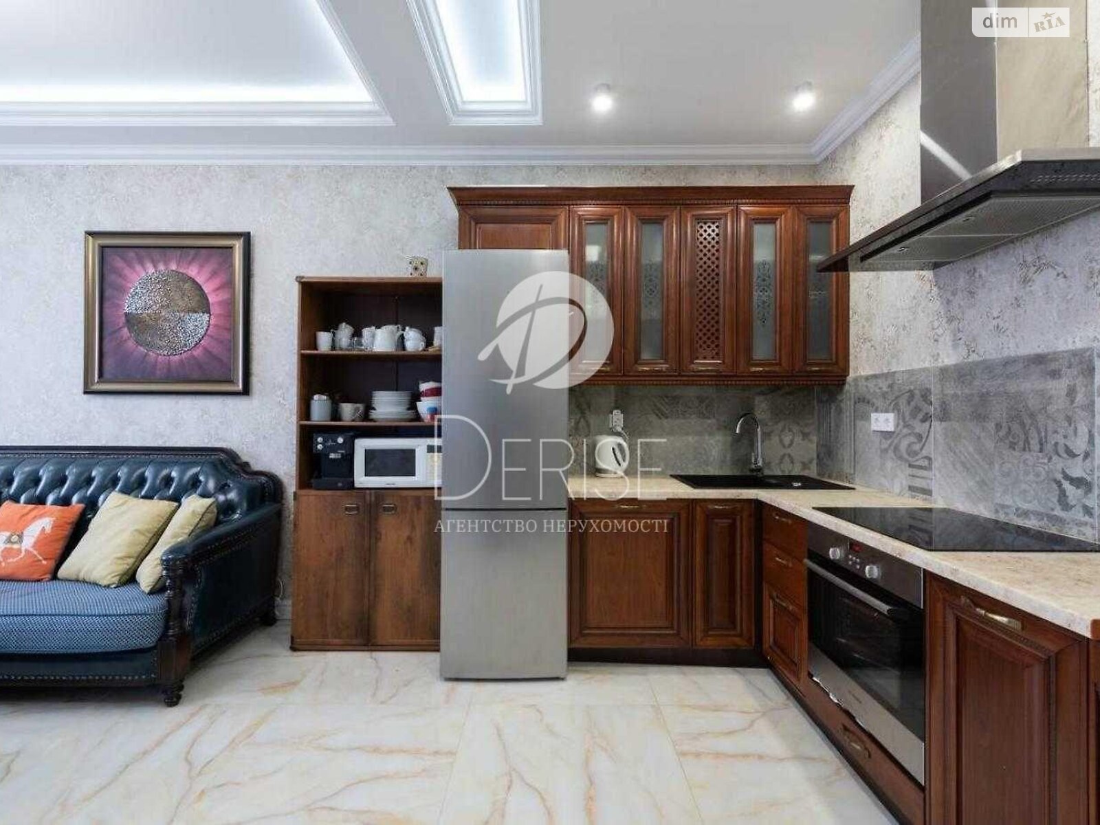 Продажа двухкомнатной квартиры в Киеве, на ул. Коновальца Евгения 34, район Печерский фото 1 Продажа двухкомнатной квартиры в Киеве, на ул. Коновальца Евгения 34, район Печерский фото 1
