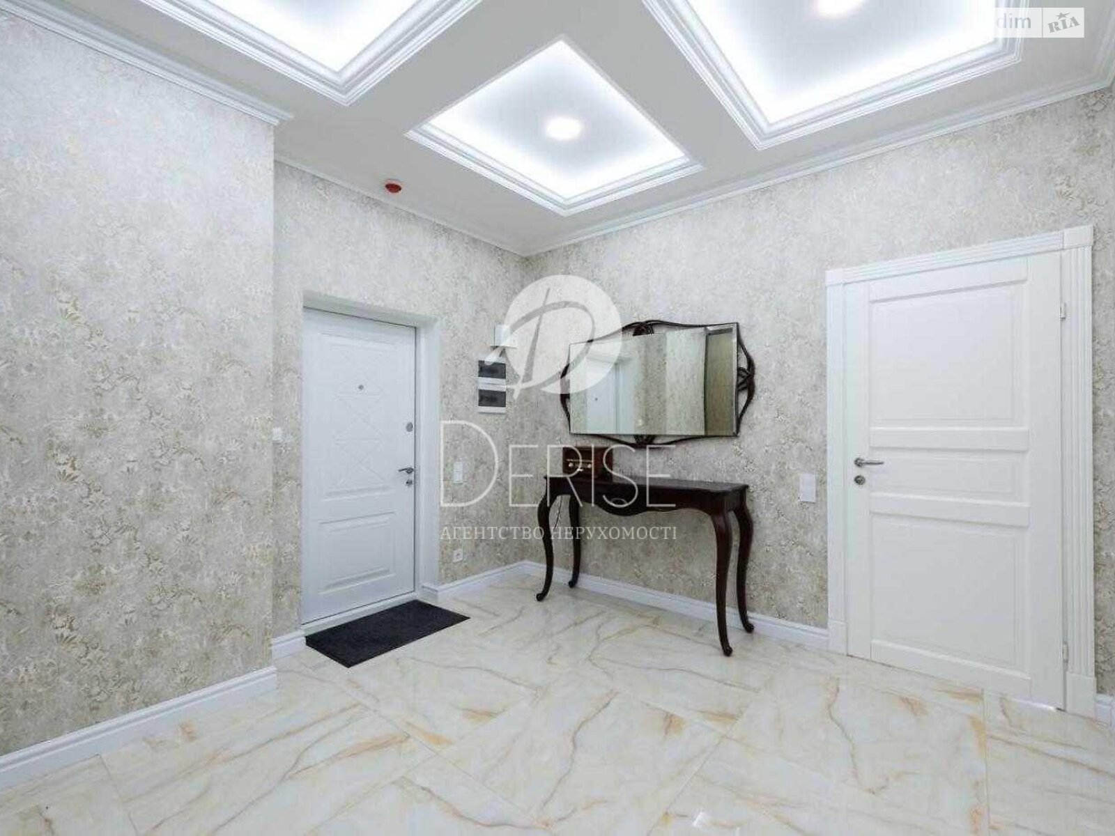 Продажа двухкомнатной квартиры в Киеве, на ул. Коновальца Евгения 34, район Печерский фото 1 Продажа двухкомнатной квартиры в Киеве, на ул. Коновальца Евгения 34, район Печерский фото 1