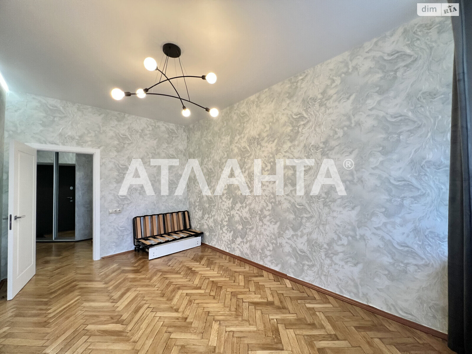 Продаж двокімнатної квартири в Києві, на вул. Коновальця Євгена, район Печерський фото 1 Продаж двокімнатної квартири в Києві, на вул. Коновальця Євгена, район Печерський фото 1