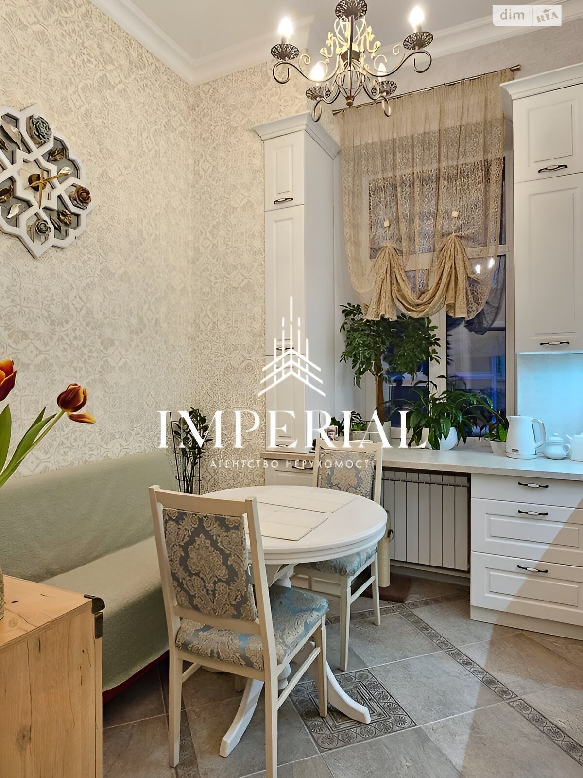 Продажа трехкомнатной квартиры в Киеве, на ул. Шота Руставели 32, район Печерский фото 1 Продажа трехкомнатной квартиры в Киеве, на ул. Шота Руставели 32, район Печерский фото 1