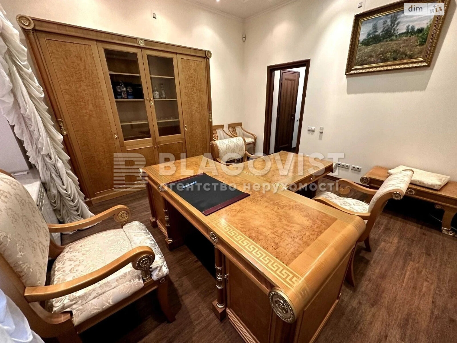 Продажа трехкомнатной квартиры в Киеве, на ул. Шота Руставели 30Б, район Печерский фото 1