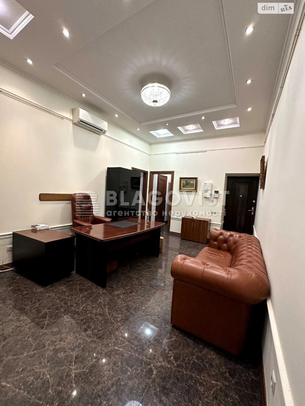 Продажа трехкомнатной квартиры в Киеве, на ул. Шота Руставели 30Б, район Печерский фото 1