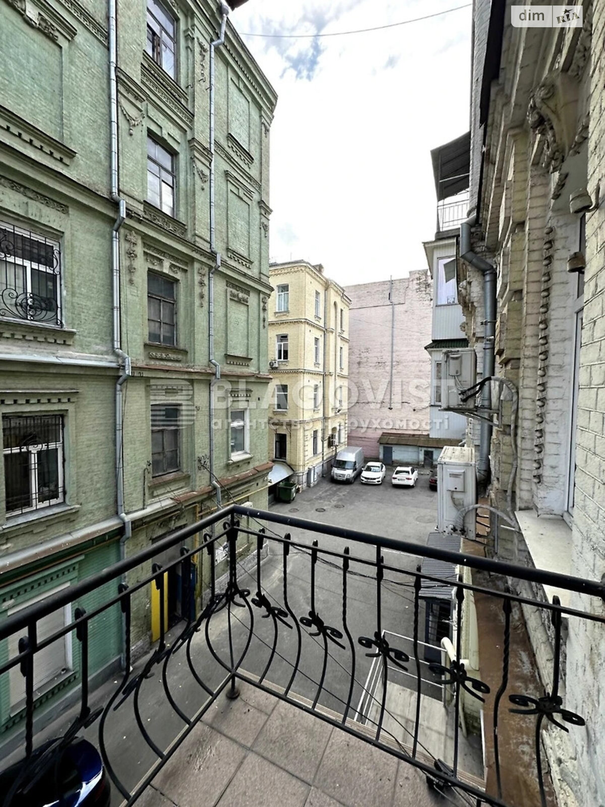 Продажа трехкомнатной квартиры в Киеве, на ул. Шота Руставели 30Б, район Печерский фото 1