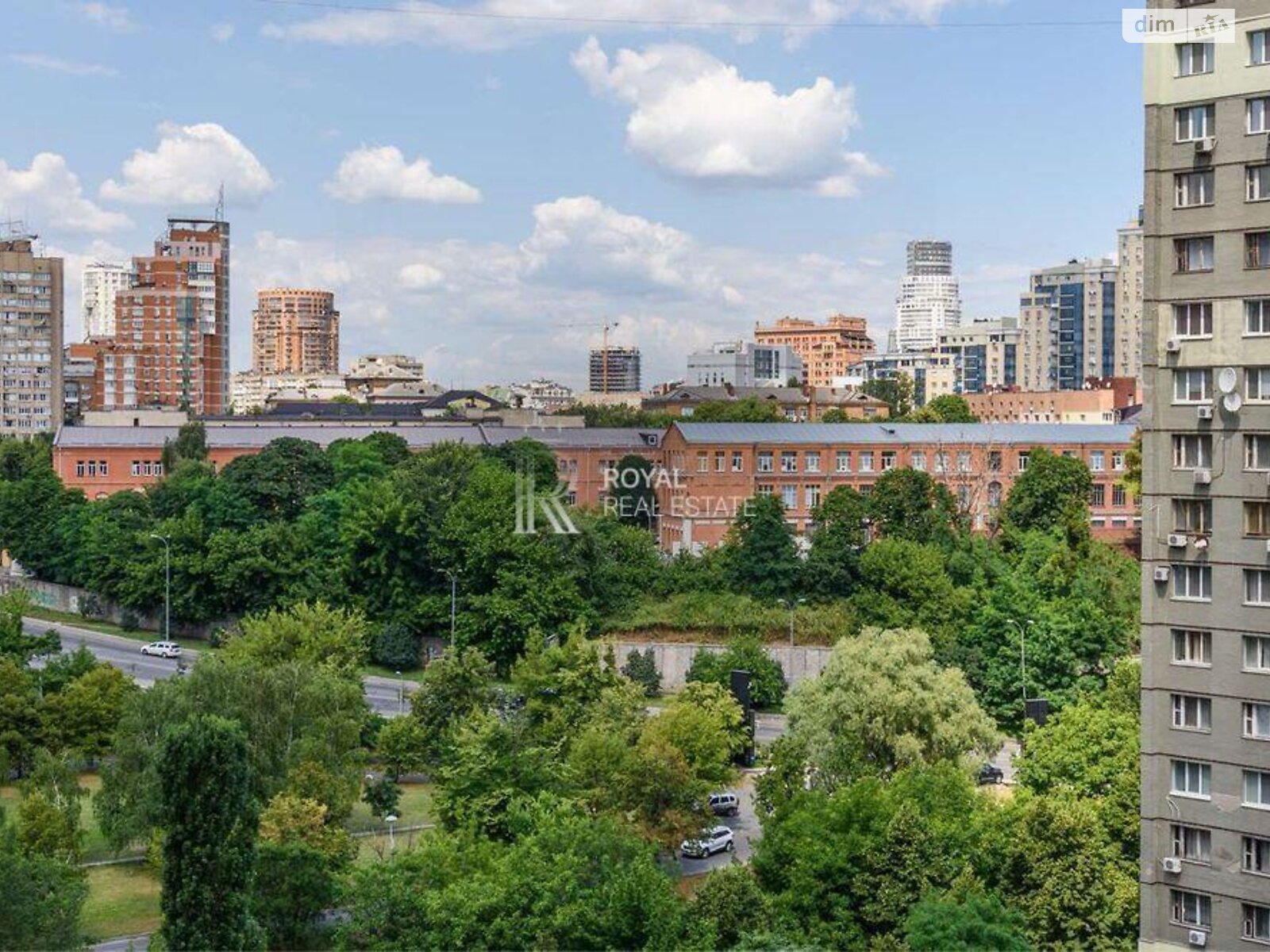Продажа трехкомнатной квартиры в Киеве, на ул. Старонаводницкая 6Б, район Печерский фото 1 Продажа трехкомнатной квартиры в Киеве, на ул. Старонаводницкая 6Б, район Печерский фото 1