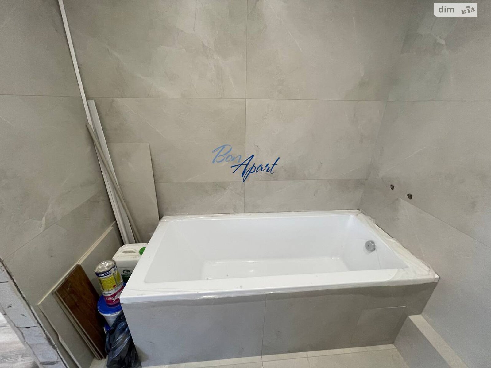 Продажа двухкомнатной квартиры в Киеве, на шоссе Столичное 1, район Печерский фото 1 Продажа двухкомнатной квартиры в Киеве, на шоссе Столичное 1, район Печерский фото 1