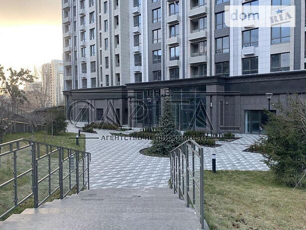 Продажа трехкомнатной квартиры в Киеве, на туп. Тверской 7б район Печерский фото 1 Продажа трехкомнатной квартиры в Киеве, на туп. Тверской 7б район Печерский фото 1