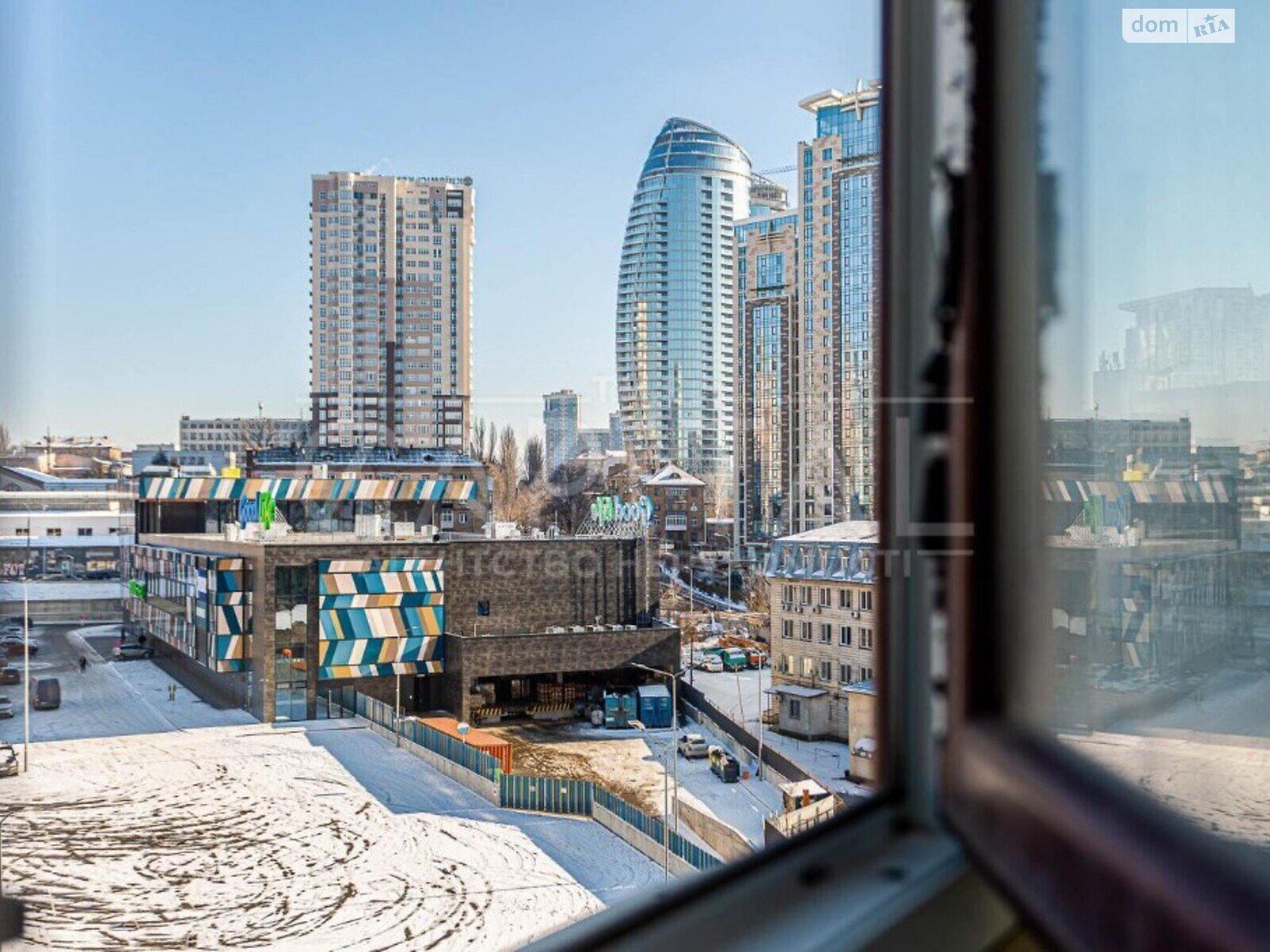 Продажа трехкомнатной квартиры в Киеве, на ул. Василия Тютюнника 37/1, район Печерский фото 1 Продажа трехкомнатной квартиры в Киеве, на ул. Василия Тютюнника 37/1, район Печерский фото 1