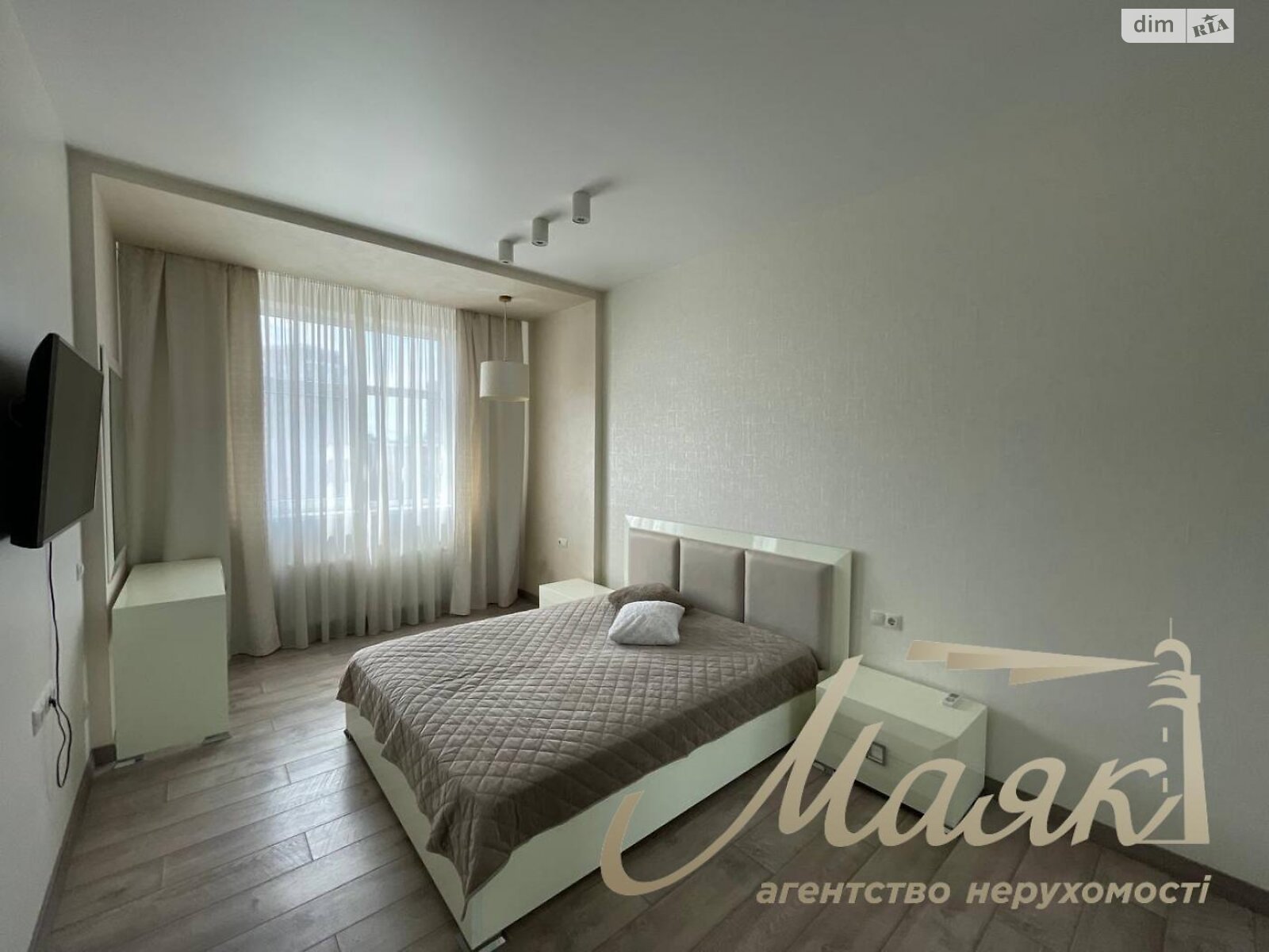 Продаж двокімнатної квартири в Києві, на вул. Василя Тютюнника 53, район Печерський фото 1 Продаж двокімнатної квартири в Києві, на вул. Василя Тютюнника 53, район Печерський фото 1