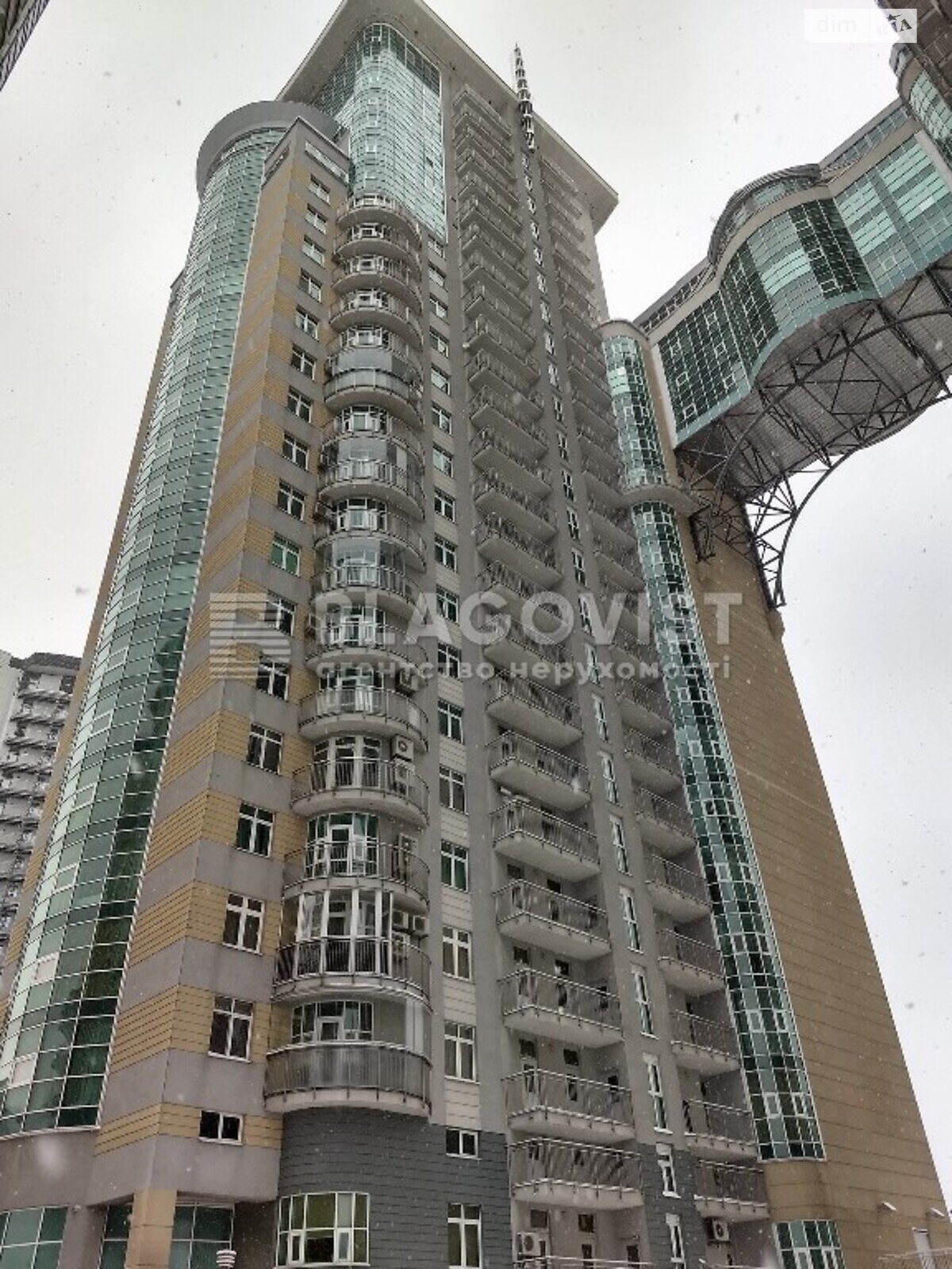 Продажа пятикомнатной квартиры в Киеве, на ул. Зверинецкая 59, район Печерский фото 1 Продажа пятикомнатной квартиры в Киеве, на ул. Зверинецкая 59, район Печерский фото 1