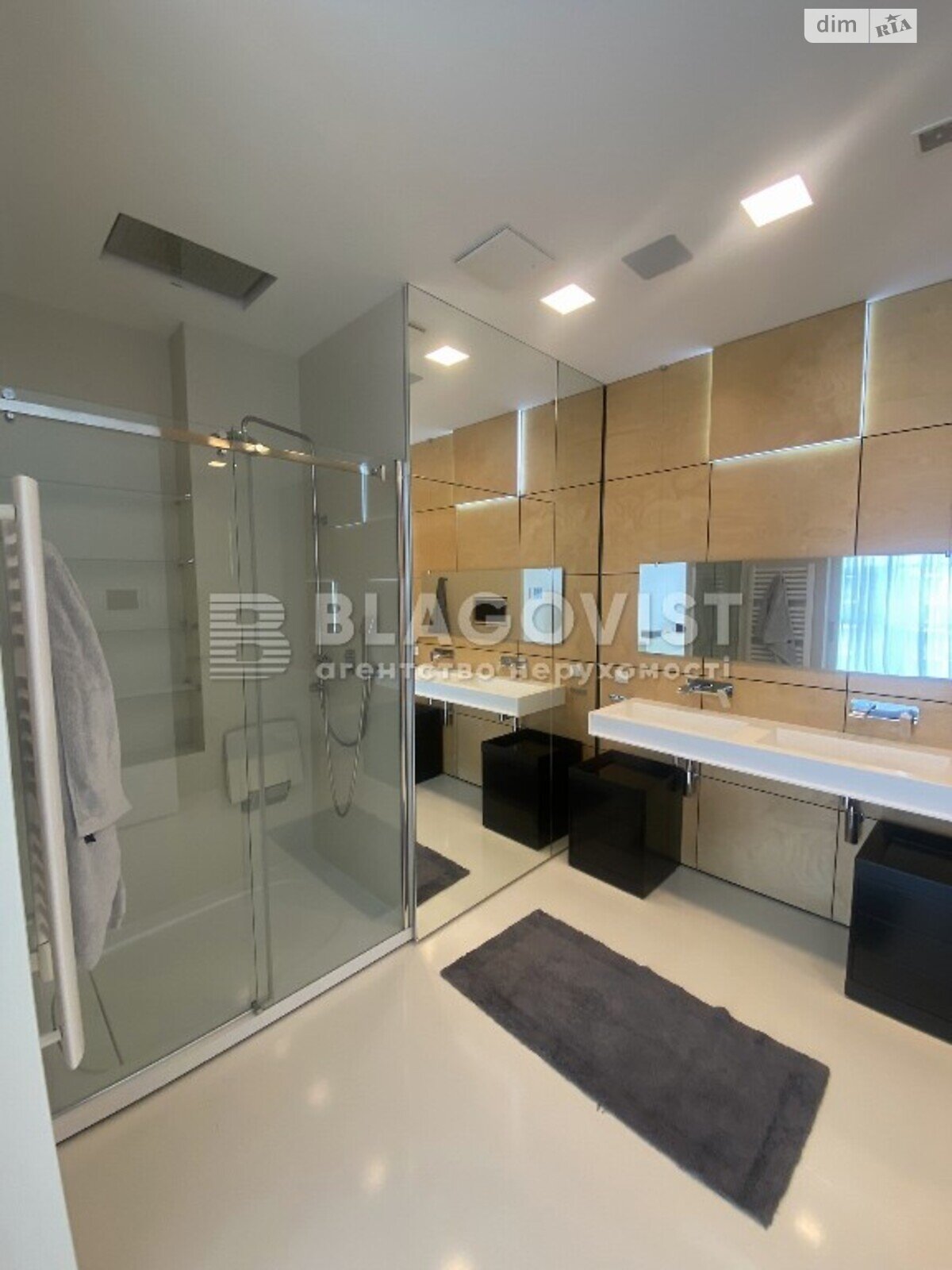 Продажа пятикомнатной квартиры в Киеве, на ул. Зверинецкая 59, район Печерский фото 1 Продажа пятикомнатной квартиры в Киеве, на ул. Зверинецкая 59, район Печерский фото 1