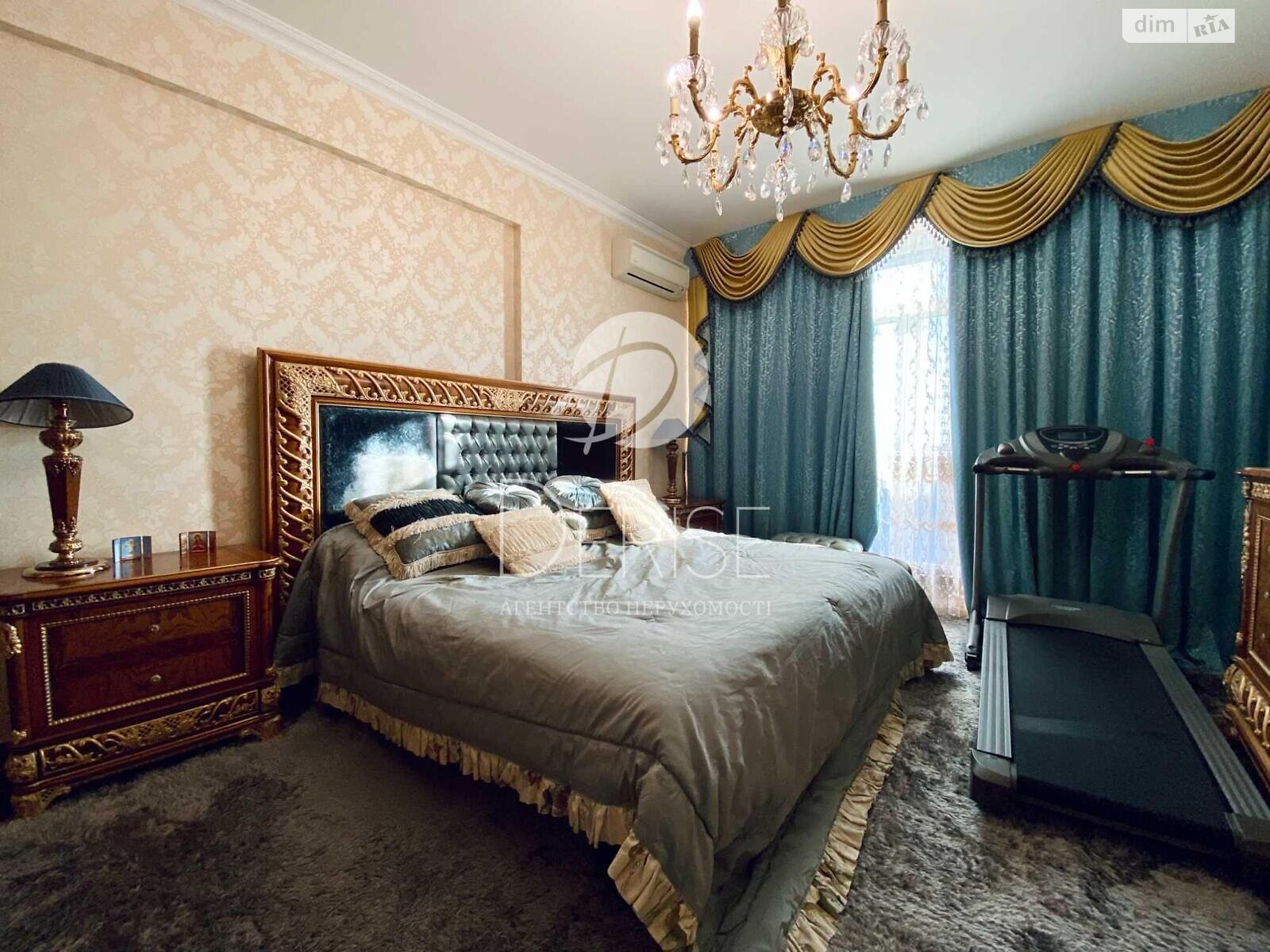 Продажа трехкомнатной квартиры в Киеве, на ул. Зверинецкая 59, район Печерский фото 1 Продажа трехкомнатной квартиры в Киеве, на ул. Зверинецкая 59, район Печерский фото 1
