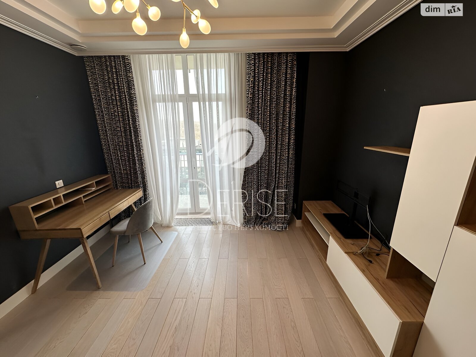 Продажа трехкомнатной квартиры в Киеве, на ул. Зверинецкая 59, район Печерский фото 1 Продажа трехкомнатной квартиры в Киеве, на ул. Зверинецкая 59, район Печерский фото 1