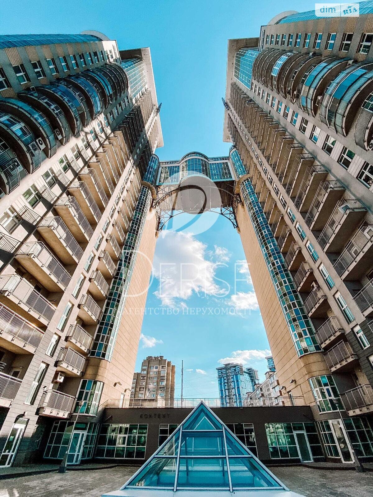 Продажа трехкомнатной квартиры в Киеве, на ул. Зверинецкая 59, район Печерский фото 1 Продажа трехкомнатной квартиры в Киеве, на ул. Зверинецкая 59, район Печерский фото 1
