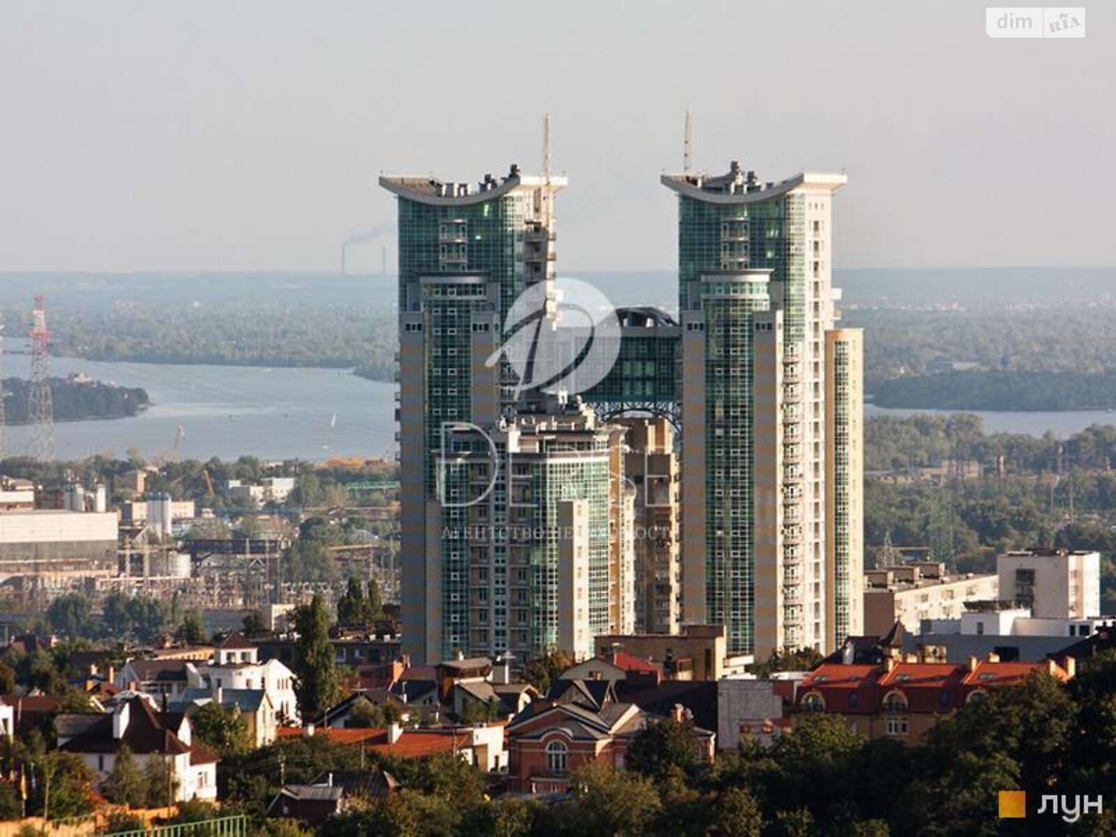 Продажа трехкомнатной квартиры в Киеве, на ул. Зверинецкая 59, район Печерский фото 1 Продажа трехкомнатной квартиры в Киеве, на ул. Зверинецкая 59, район Печерский фото 1