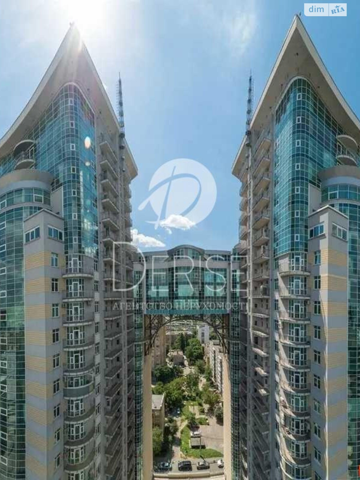 Продажа трехкомнатной квартиры в Киеве, на ул. Зверинецкая 59, район Печерский фото 1 Продажа трехкомнатной квартиры в Киеве, на ул. Зверинецкая 59, район Печерский фото 1