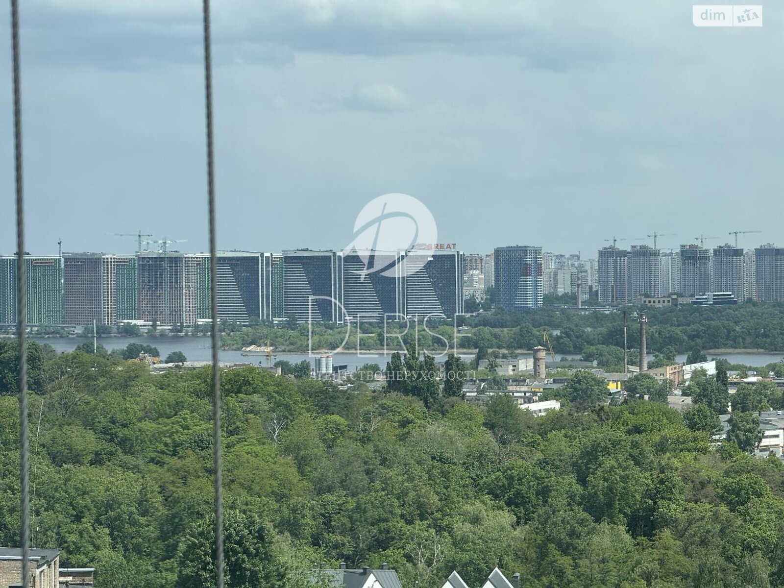 Продаж трикімнатної квартири в Києві, на вул. Звіринецька 72, район Печерський фото 1 Продаж трикімнатної квартири в Києві, на вул. Звіринецька 72, район Печерський фото 1