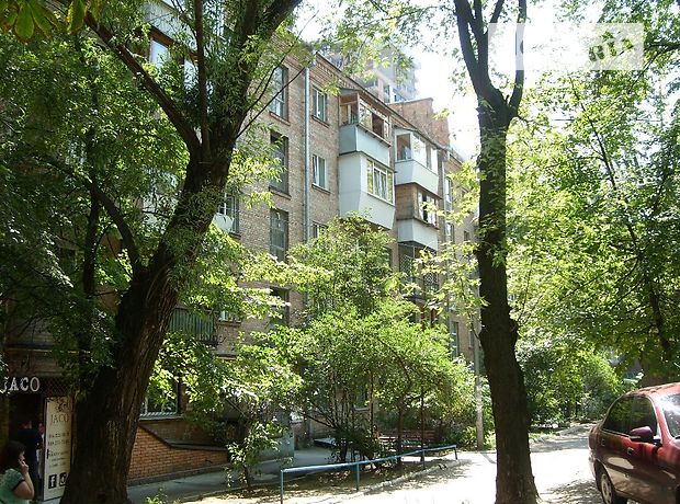 Продаж трикімнатної квартири в Києві район Печерський фото 1 Продаж трикімнатної квартири в Києві район Печерський фото 1