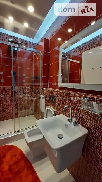 Продаж трикімнатної квартири в Києві на вул. Драгомирова, кв. 78, район Печерський фото 1 Продаж трикімнатної квартири в Києві на вул. Драгомирова, кв. 78, район Печерський фото 1