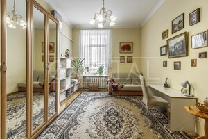 Продажа трехкомнатной квартиры в Киеве, на ул. Предславинская 30, район Печерский фото 2