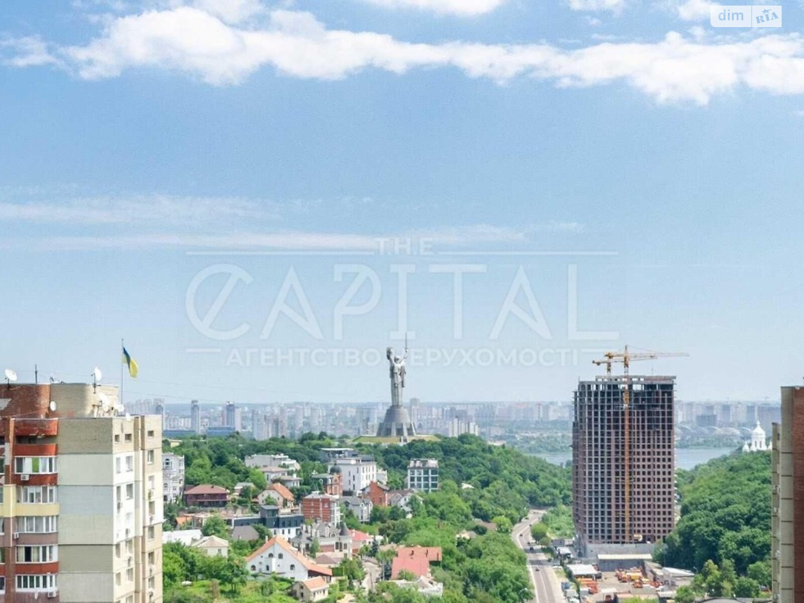 Продаж трикімнатної квартири в Києві, на Печерськ, район Печерський фото 1 Продаж трикімнатної квартири в Києві, на Печерськ, район Печерський фото 1