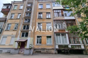 Продаж трикімнатної квартири в Києві, на вул. Авіаконструктора Антонова 2/32 корпус 8, район Першотравневий Масив фото 2
