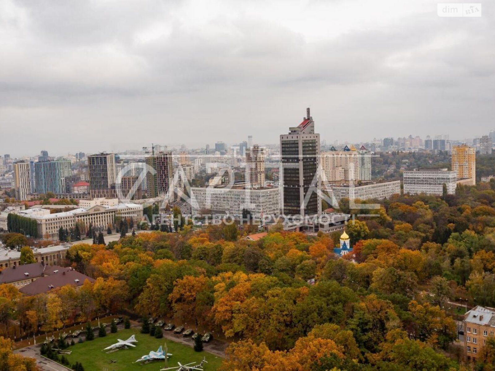 Продажа семикомнатной квартиры в Киеве, на ул. Авиаконструктора Антонова 2Б, район Первомайский Массив фото 1 Продажа семикомнатной квартиры в Киеве, на ул. Авиаконструктора Антонова 2Б, район Первомайский Массив фото 1