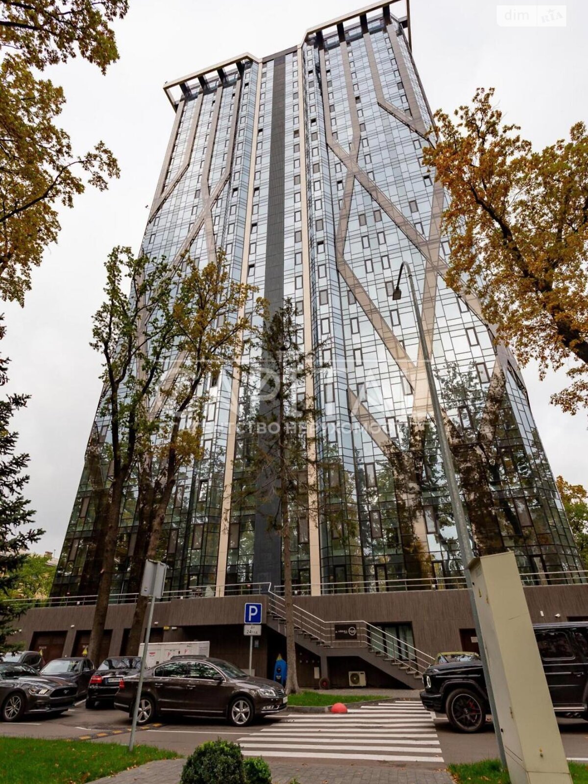 Продажа семикомнатной квартиры в Киеве, на ул. Авиаконструктора Антонова 2Б, район Первомайский Массив фото 1 Продажа семикомнатной квартиры в Киеве, на ул. Авиаконструктора Антонова 2Б, район Первомайский Массив фото 1
