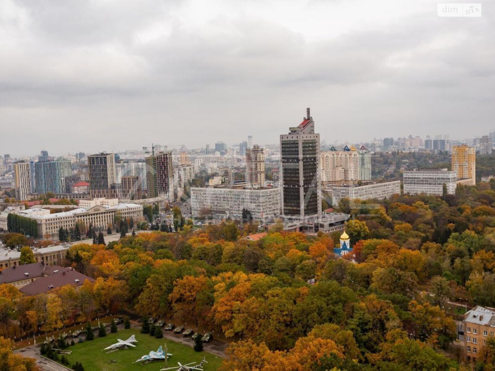 Продажа семикомнатной квартиры в Киеве, на ул. Авиаконструктора Антонова 2Б, район Первомайский Массив фото 1 Продажа семикомнатной квартиры в Киеве, на ул. Авиаконструктора Антонова 2Б, район Первомайский Массив фото 1