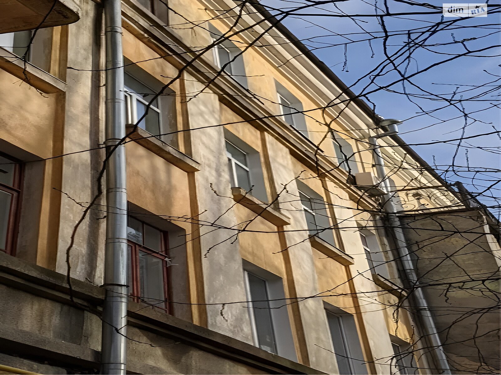 Продаж трикімнатної квартири в Києві, на вул. Авіаконструктора Антонова 2/32, район Першотравневий Масив фото 1 Продаж трикімнатної квартири в Києві, на вул. Авіаконструктора Антонова 2/32, район Першотравневий Масив фото 1