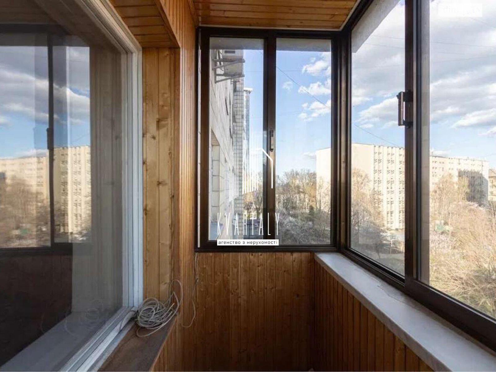 Продажа однокомнатной квартиры в Киеве, на ул. Авиаконструктора Антонова 7, район Первомайский Массив фото 1 Продажа однокомнатной квартиры в Киеве, на ул. Авиаконструктора Антонова 7, район Первомайский Массив фото 1