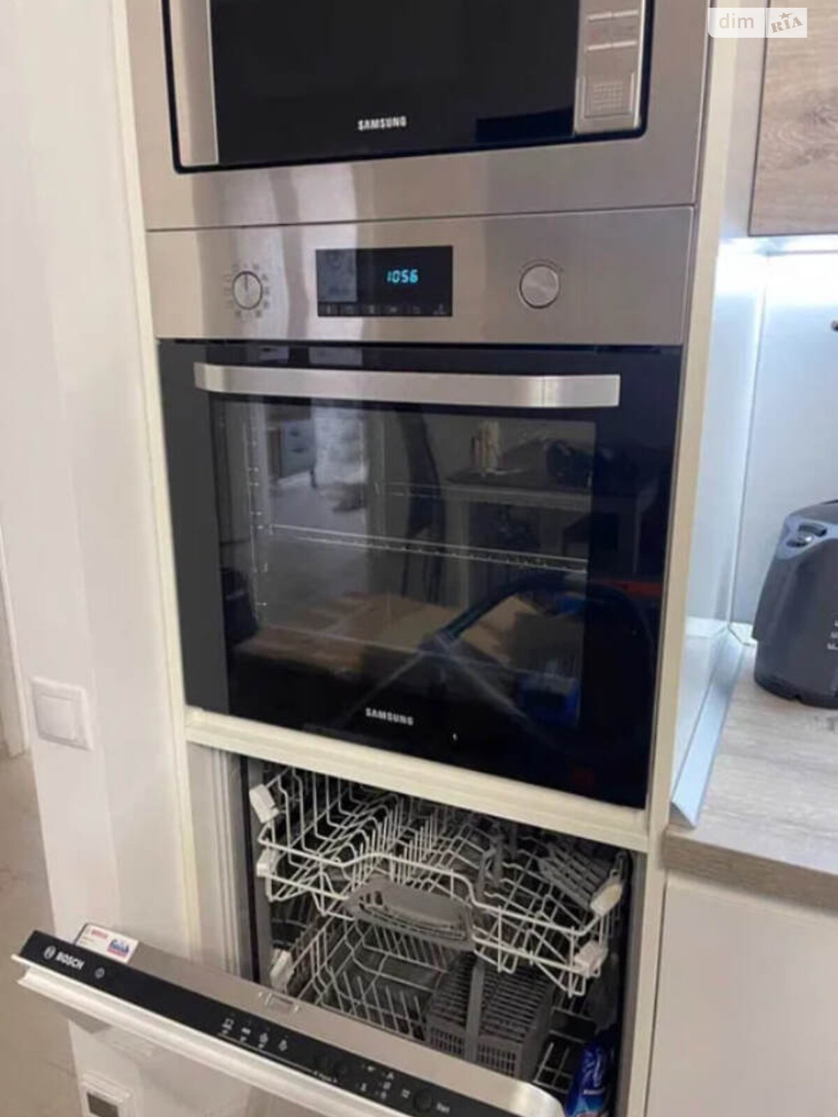 Продажа двухкомнатной квартиры в Киеве, на ул. Авиаконструктора Антонова 2Б, район Первомайский Массив фото 1