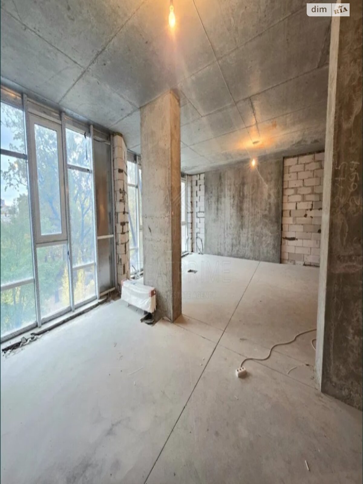 Продажа трехкомнатной квартиры в Киеве, на ул. Авиаконструктора Антонова 2Б, кв. 1, район Первомайский Массив фото 1 Продажа трехкомнатной квартиры в Киеве, на ул. Авиаконструктора Антонова 2Б, кв. 1, район Первомайский Массив фото 1