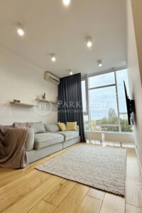 Продажа однокомнатной квартиры в Киеве, на ул. Авиаконструктора Антонова 2Б, район Первомайский Массив фото 2