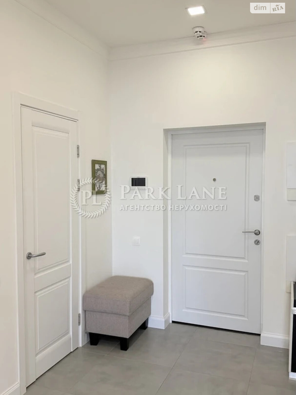 Продажа однокомнатной квартиры в Киеве, на ул. Авиаконструктора Антонова 2Б, район Первомайский Массив фото 1