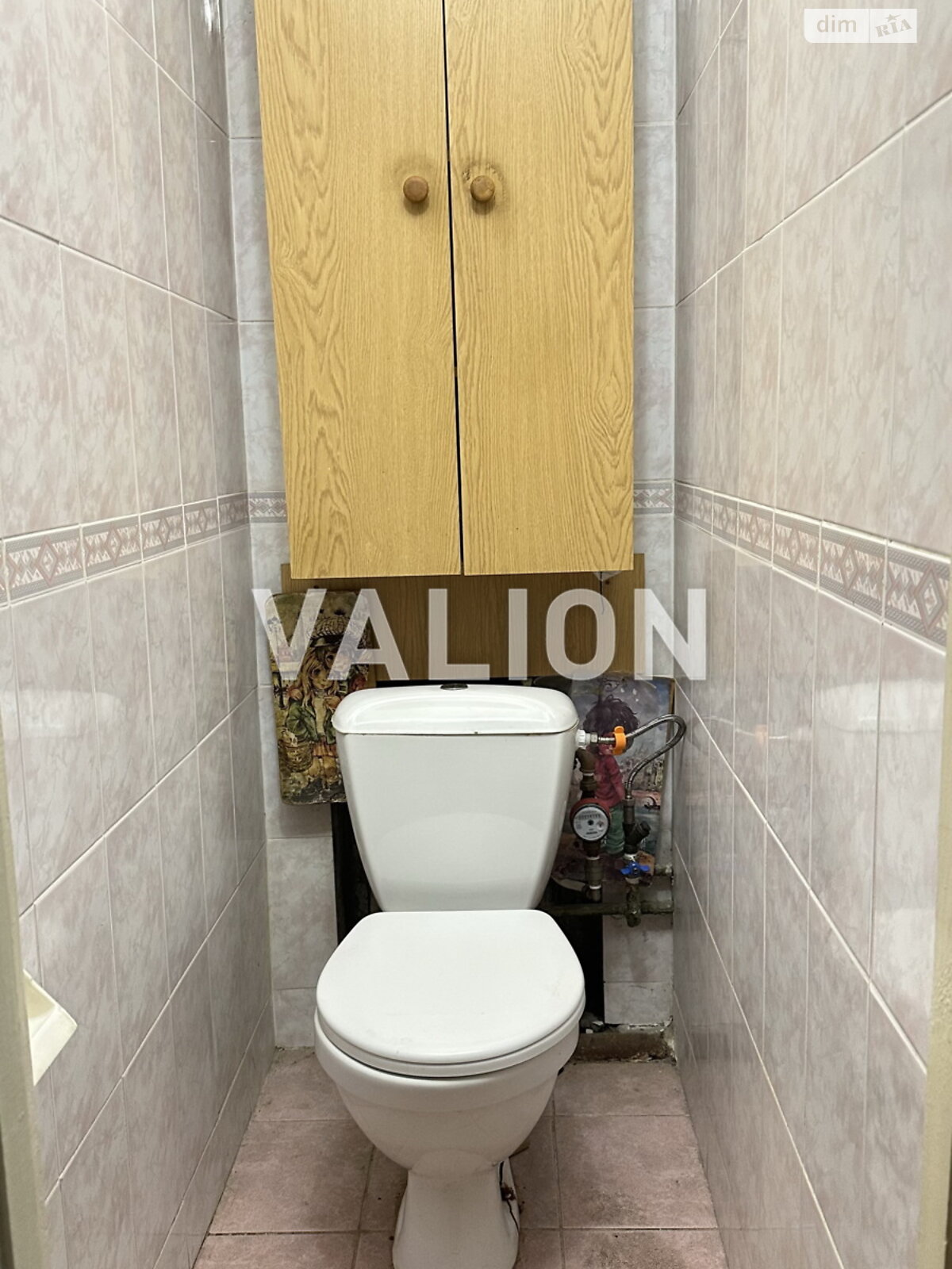 Продажа трехкомнатной квартиры в Киеве, на ул. Авиаконструктора Антонова 11, район Первомайский Массив фото 1