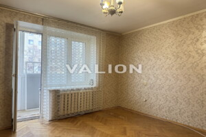 Продажа трехкомнатной квартиры в Киеве, на ул. Авиаконструктора Антонова 11, район Первомайский Массив фото 2